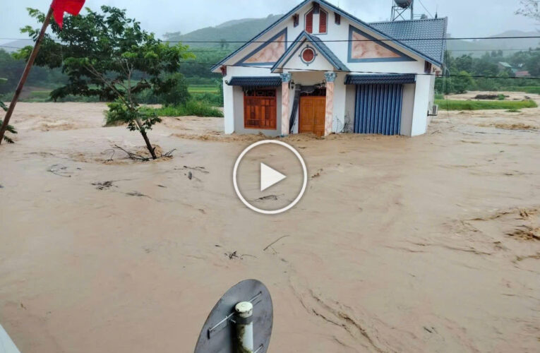 [VIDEO] Cận cảnh lũ tràn về tại Sơn Động, Bắc Giang
